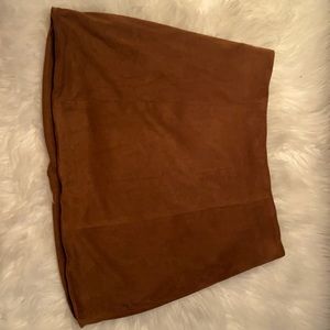 I’m selling a brown mini skirt.